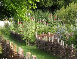 Coulommiers Medieval Garden